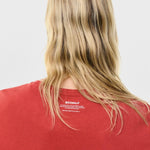 Camiseta Stay Roja - ECRU