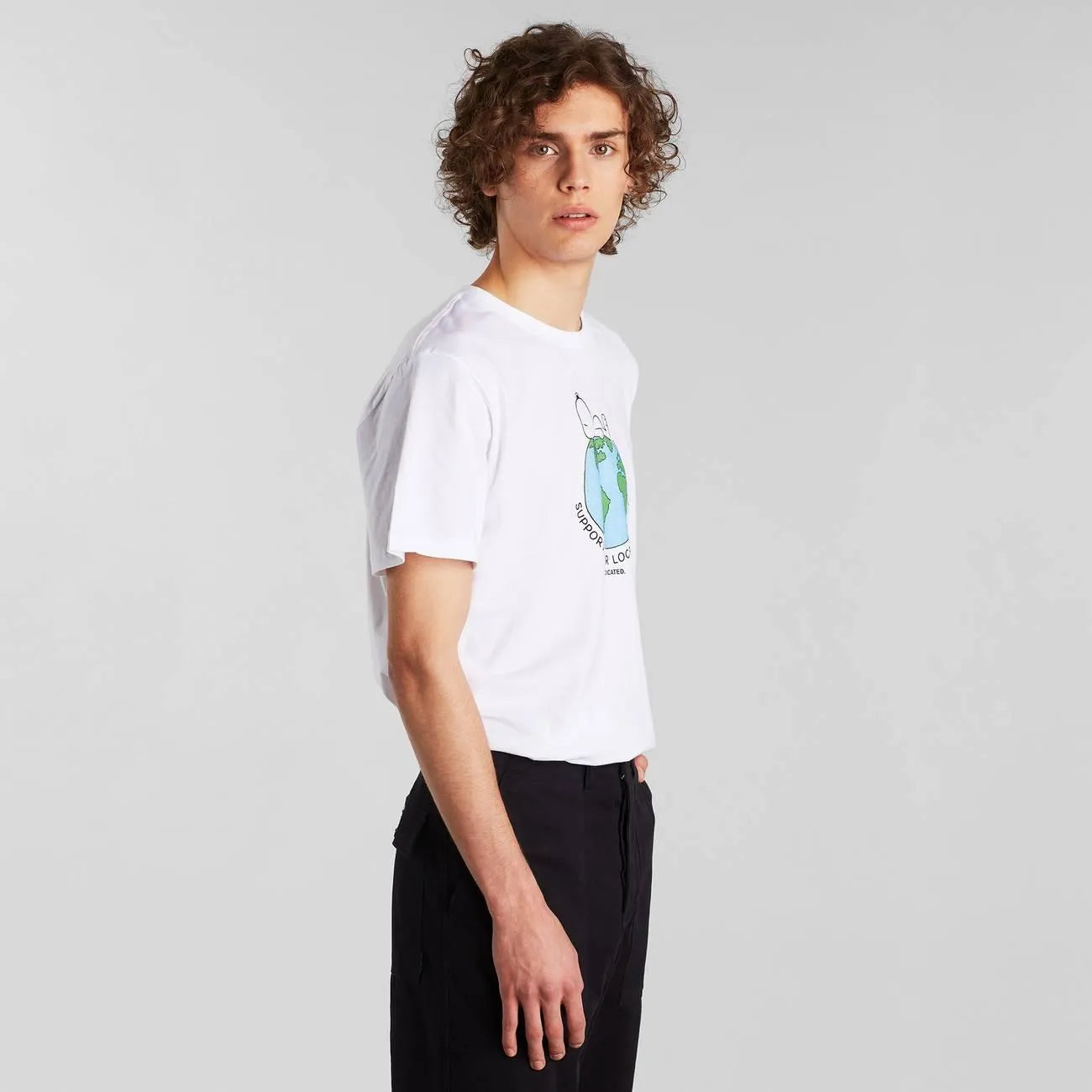 Camiseta Stockholm Snoopy Earth - ECRU