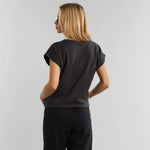 Camiseta Visby Happiness Charcoal - ECRU