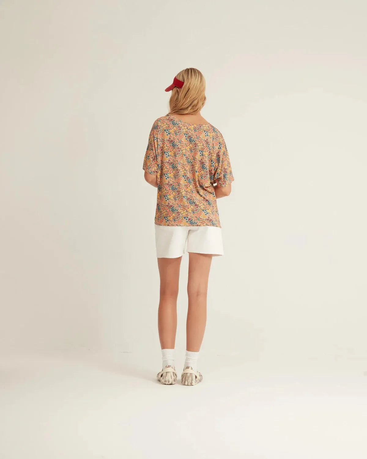 Camiseta Xantik Oversize Floral Fields - ECRU