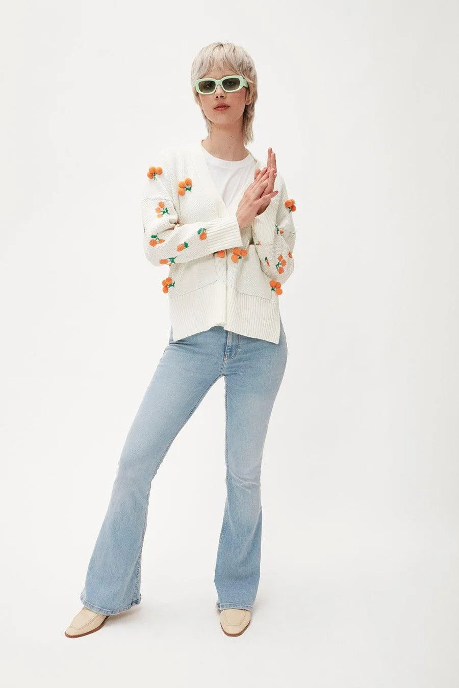 Cardigan Pompones Cerezas - ECRU