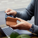 Cartera Flip Case Black - ECRU