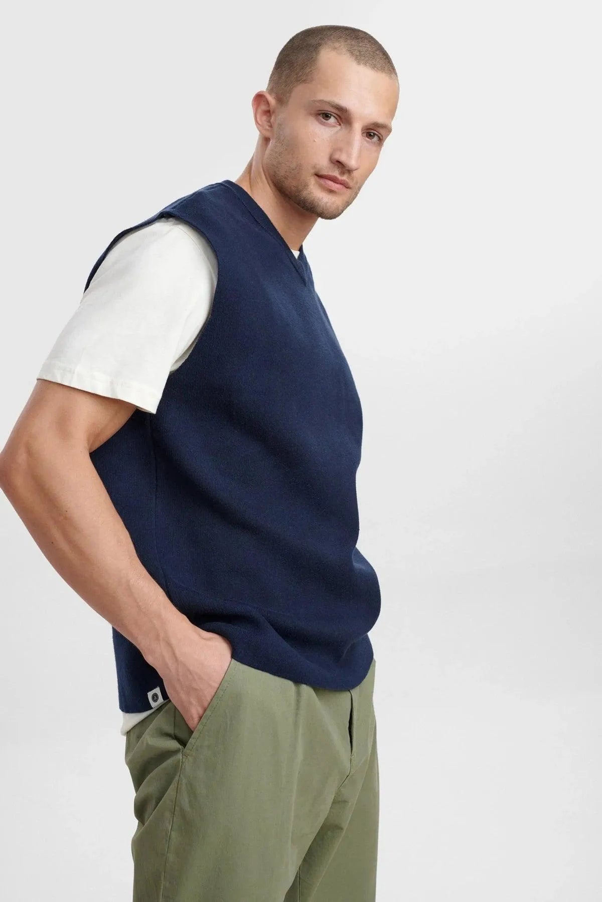 Chaleco Akkarsten Sky Captain - ECRU