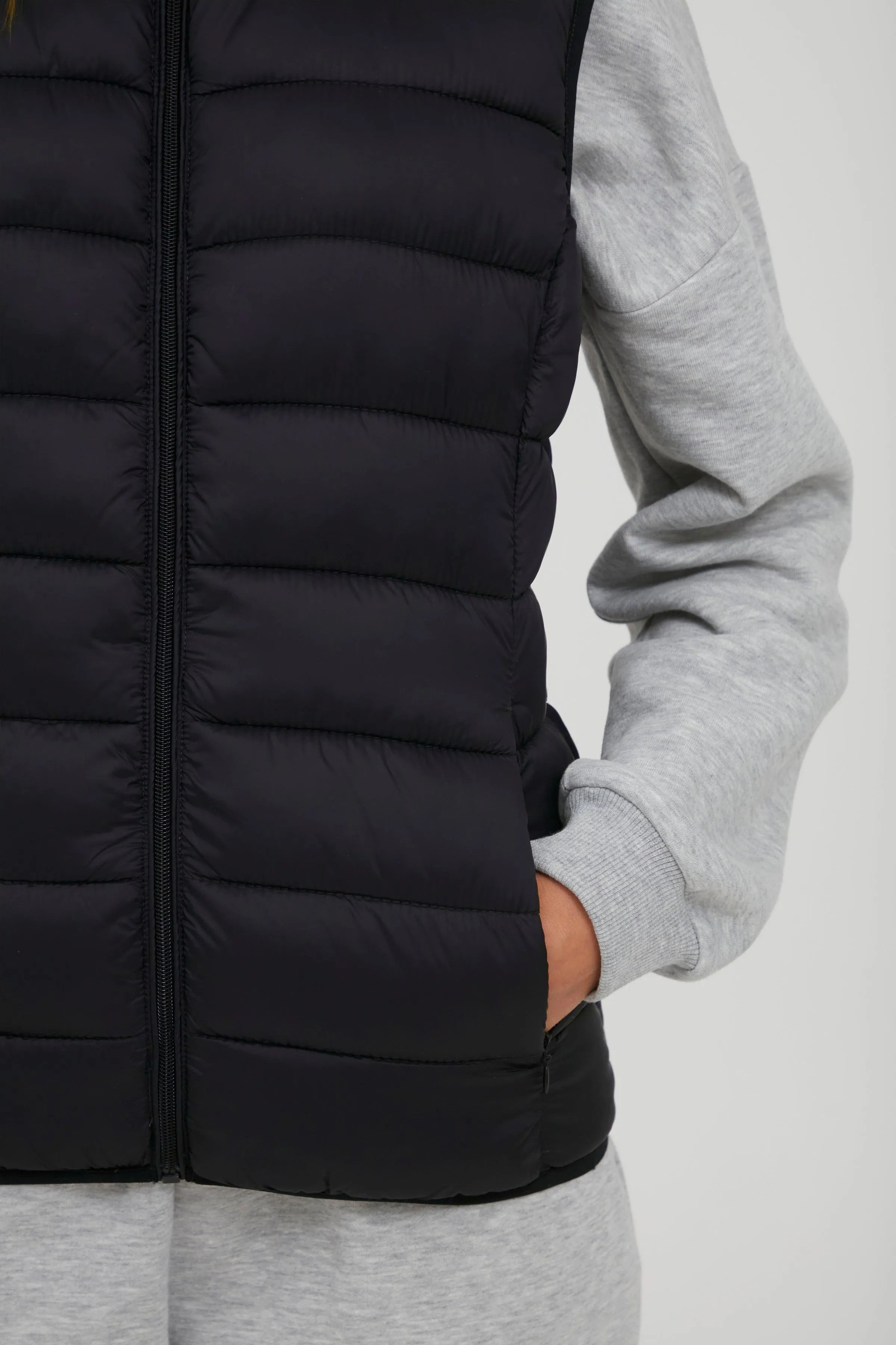 Chaleco Belena Negro - ECRU