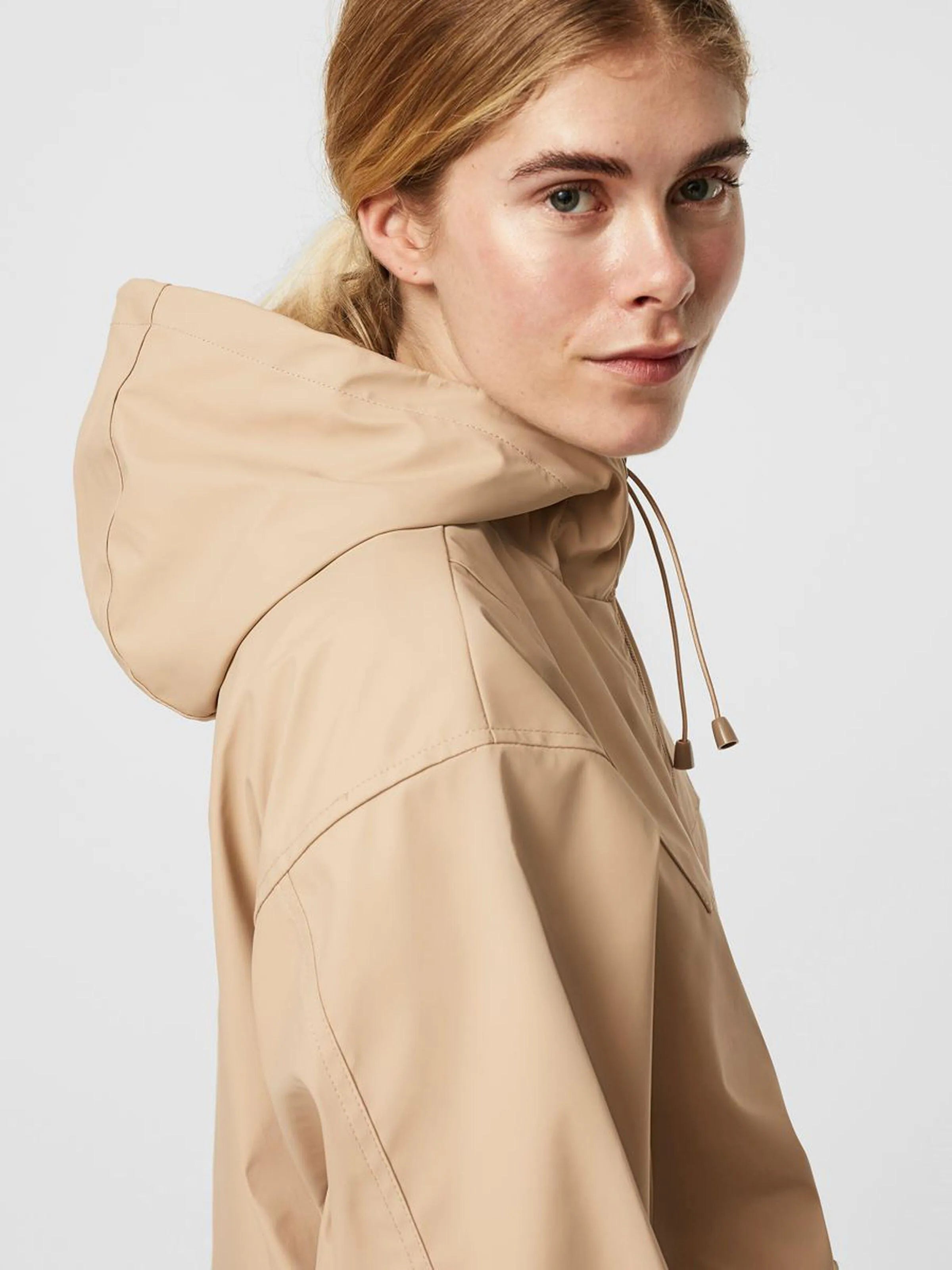 Chaqueta Impermeable Shady Holly - ECRU