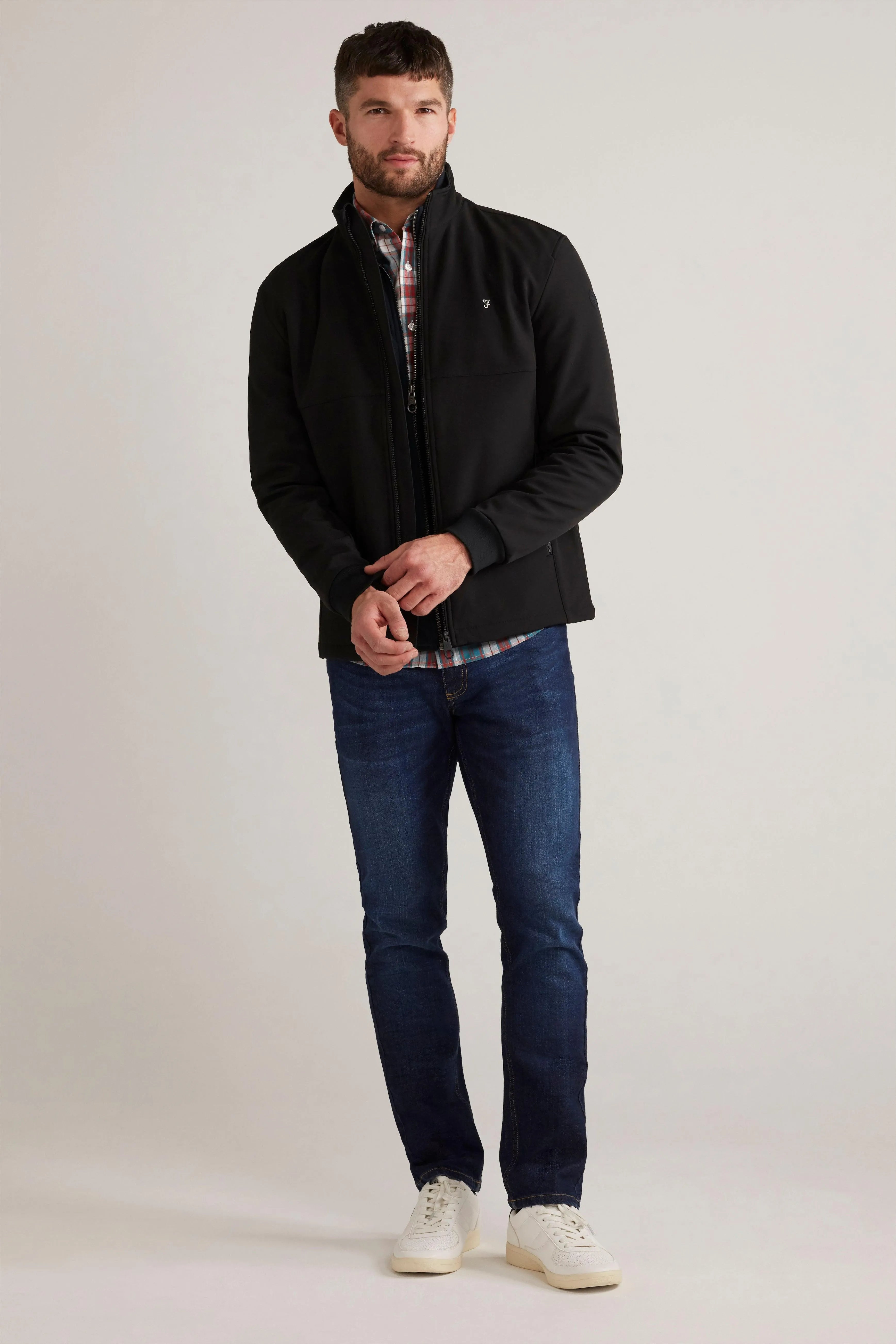 Chaqueta Winstead Softshell Negro - ECRU