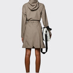 Chubasquero Curve de mujer con corte femenino Taupe - ECRU