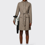 Chubasquero Curve de mujer con corte femenino Taupe - ECRU