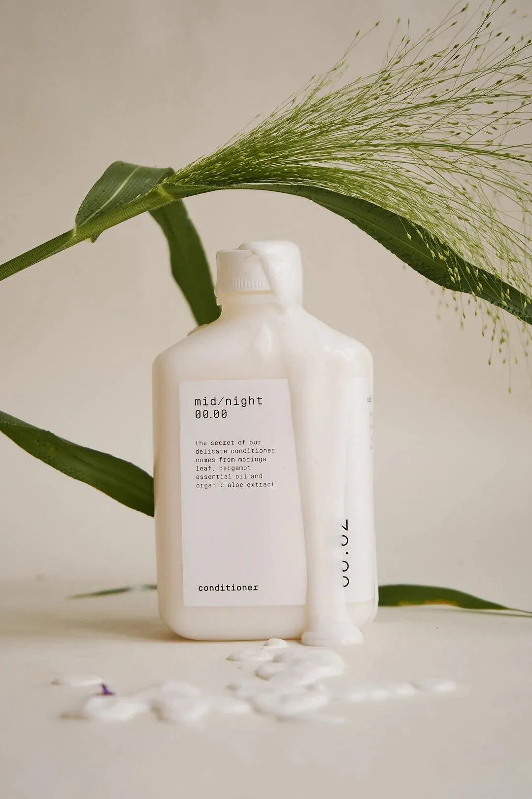 Conditioner 00.02 - ECRU