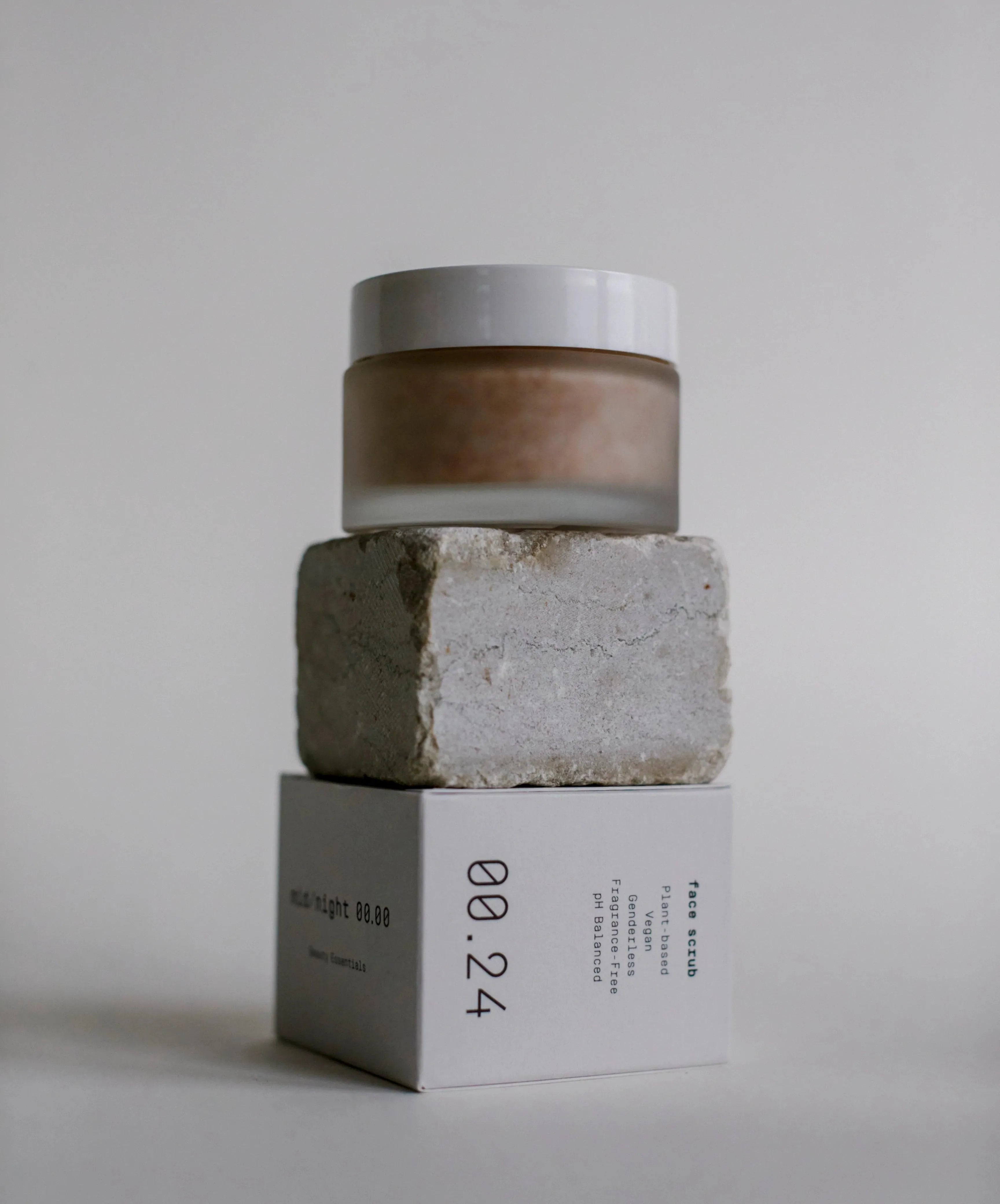 Face Scrub 00.24 - ECRU