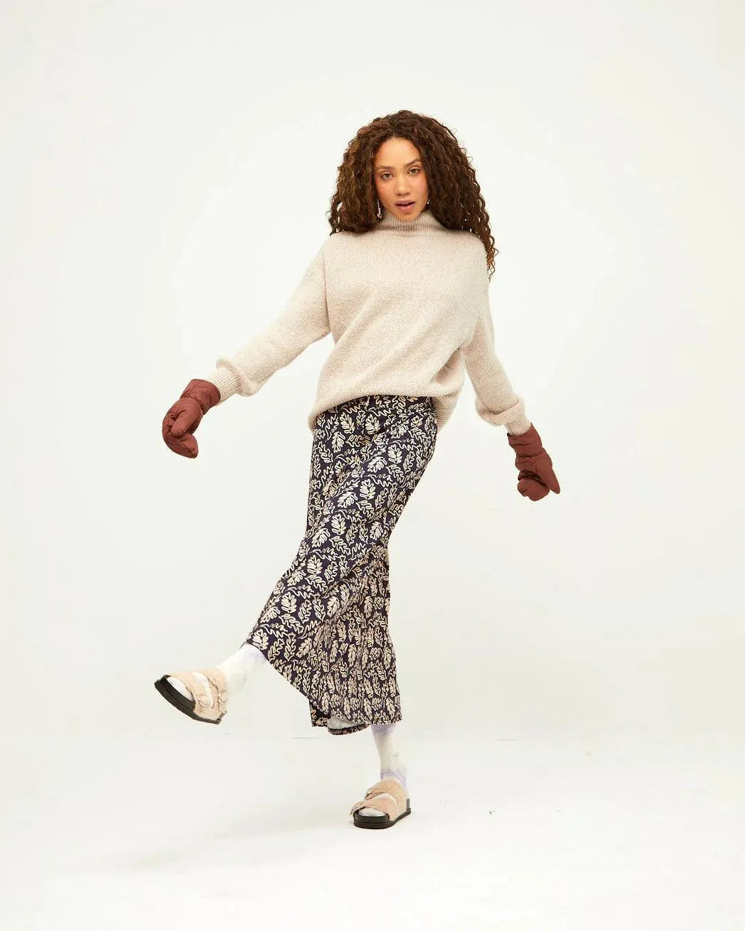 Falda Larga Botones Navy Leaves - ECRU