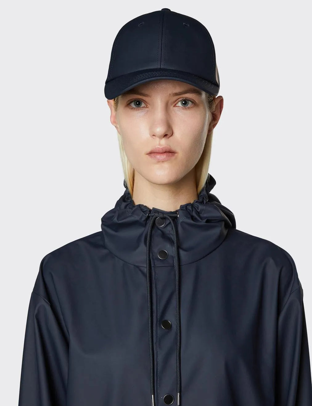 Gorra Impermeable Navy - ECRU