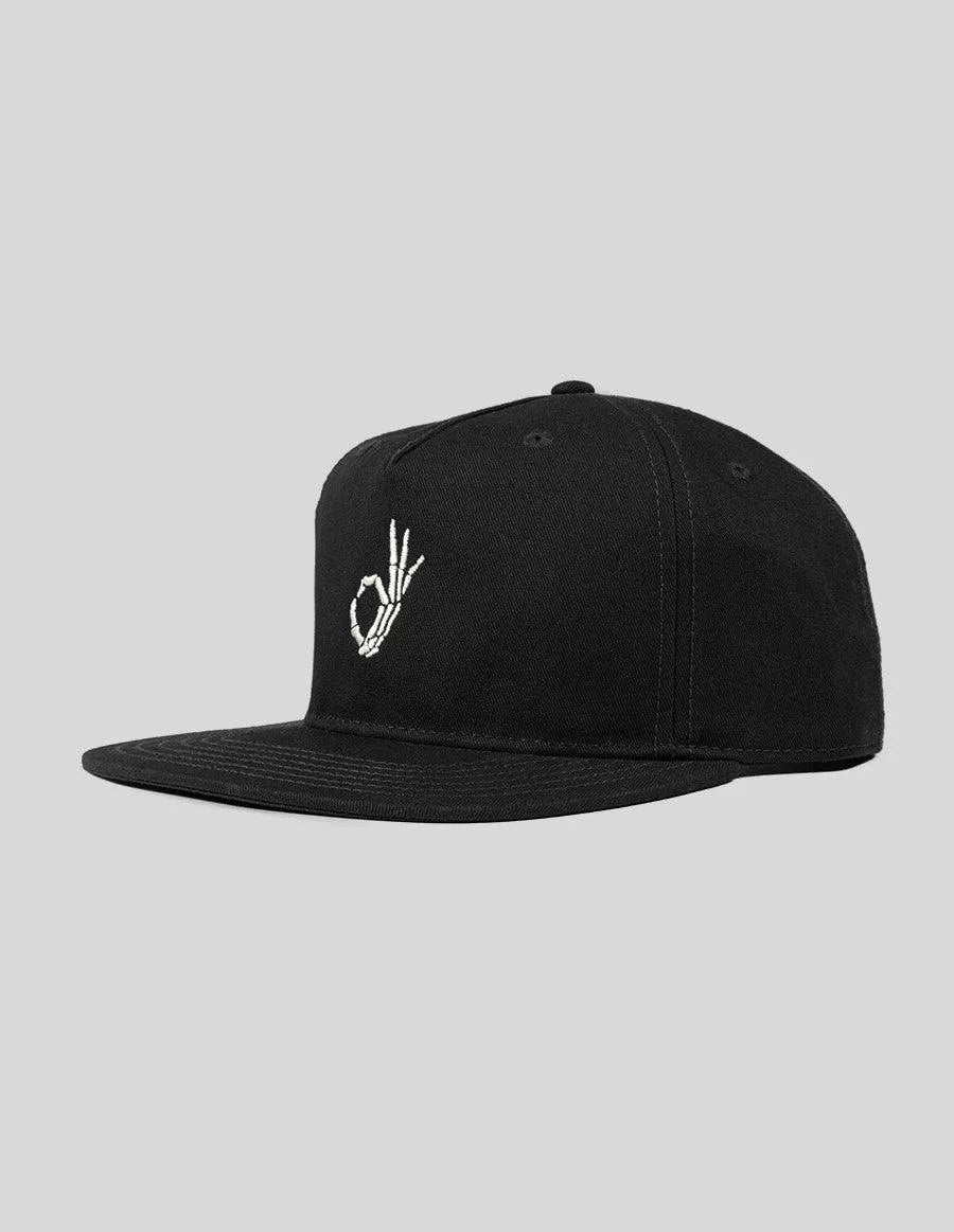 Gorra Okay Negra - ECRU