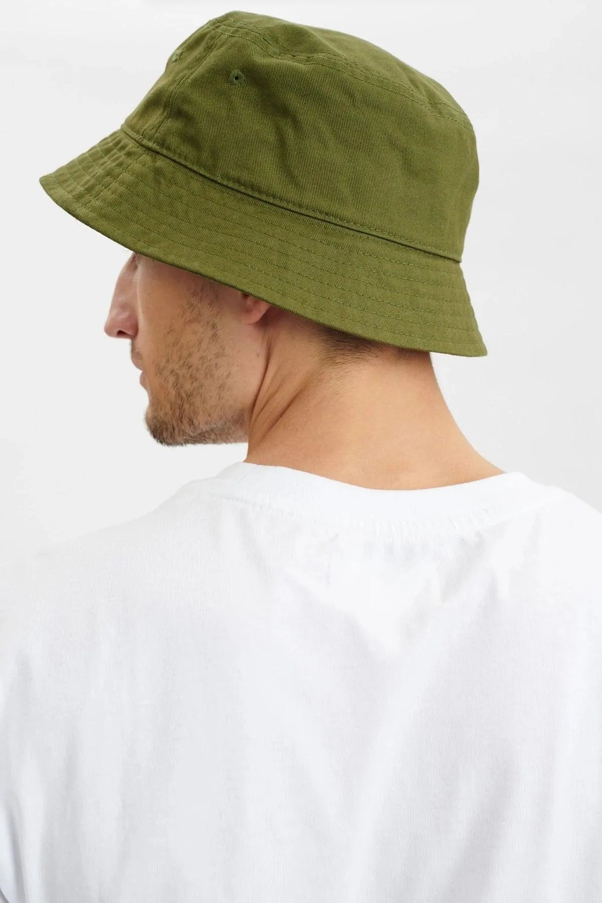 Gorro Bucket Akbøllehat canvas olivine - ECRU