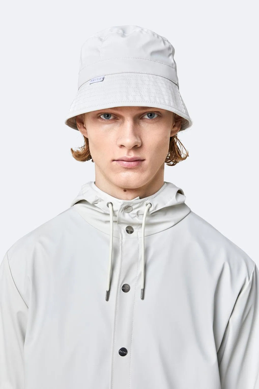 Gorro Bucket Rains Blanco - ECRU
