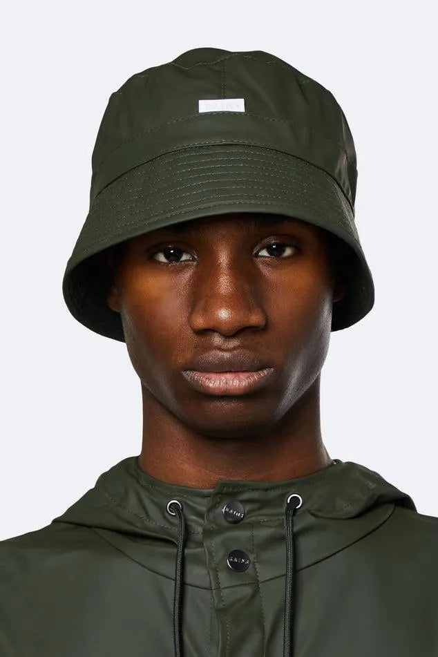 Gorro Bucket Rains Green - ECRU