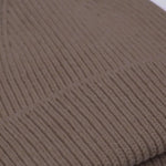 Gorro Unisex Lana Merino Reciclada Warm Taupe - ECRU