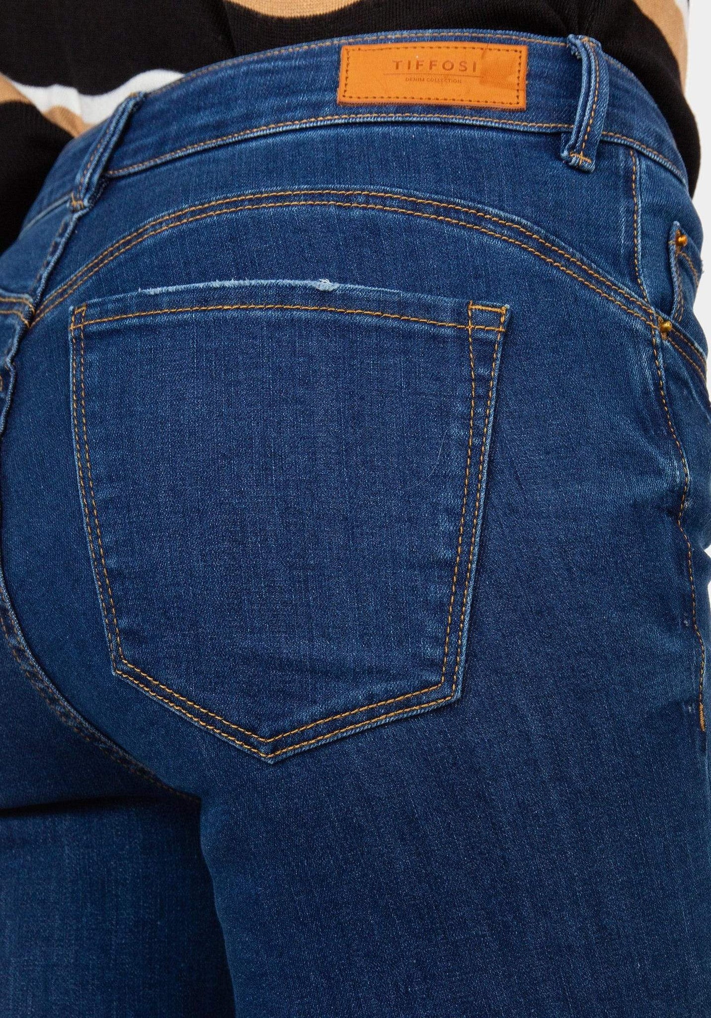 Jeans Body Curve 47 Skinny Tiro Alto - ECRU