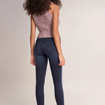 Jegging Push Up Wonder Capri De Tiro Medio - ECRU