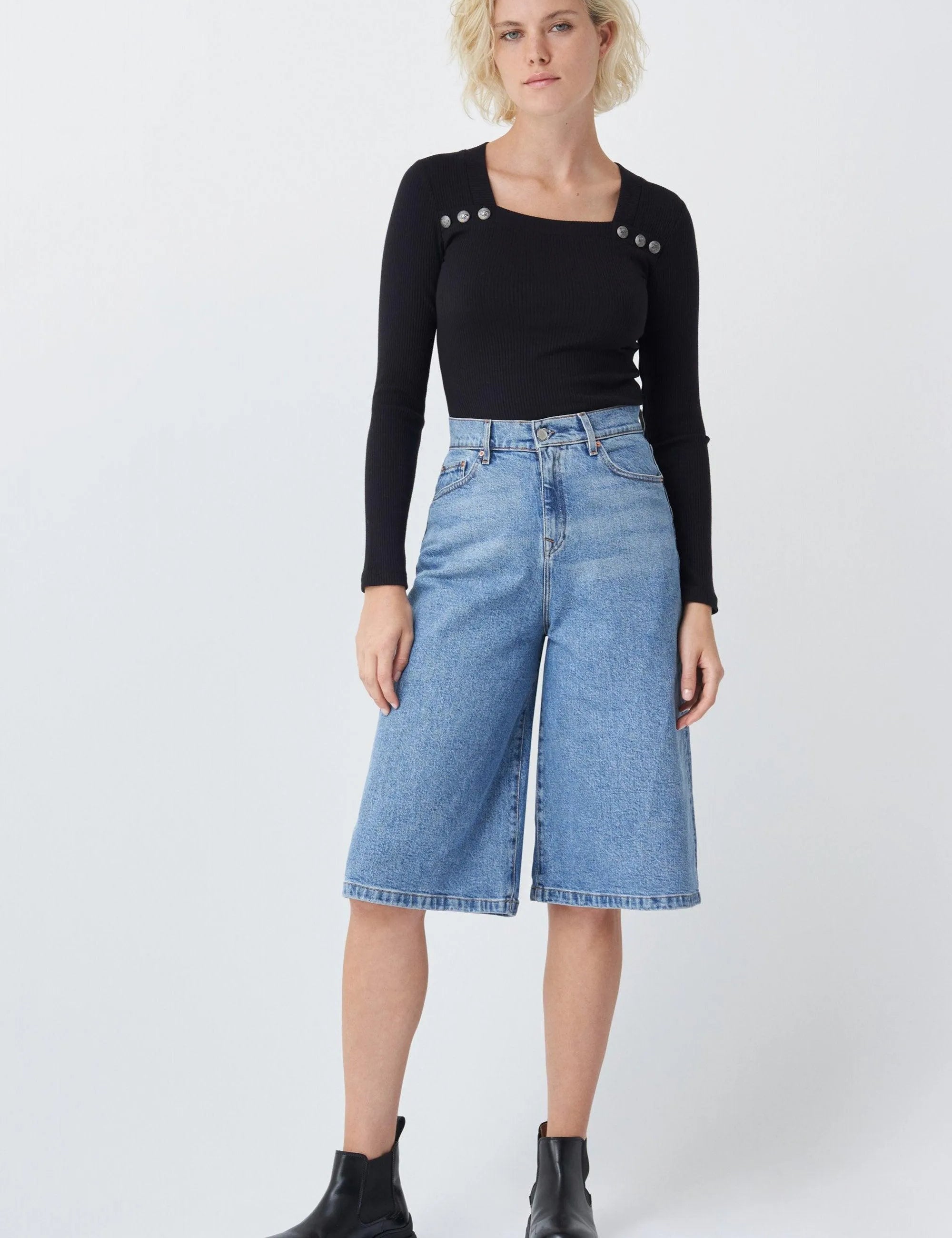 Jersey ajustado con detalles botones - ECRU