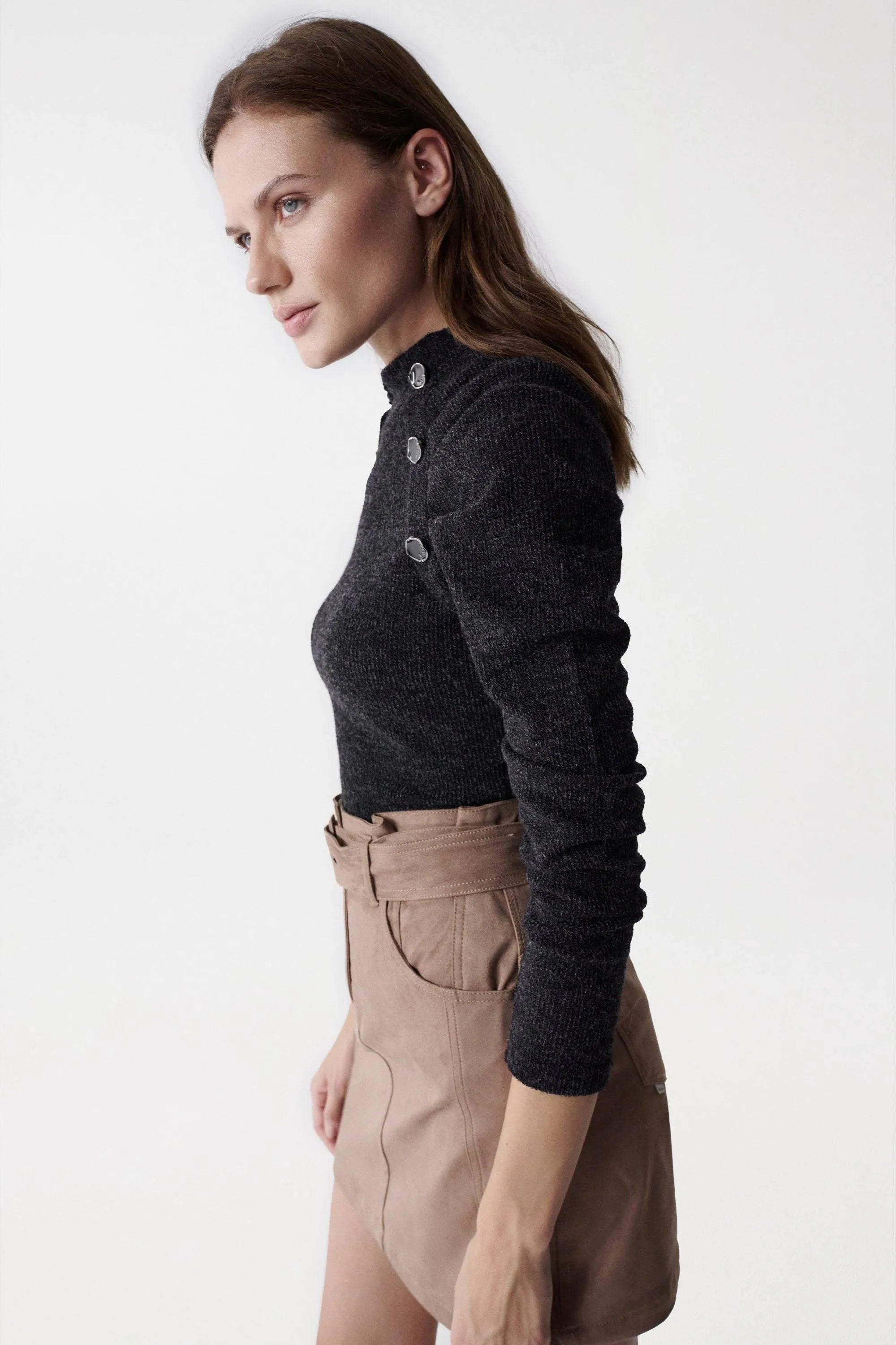 Jersey con botones en el cuello - ECRU