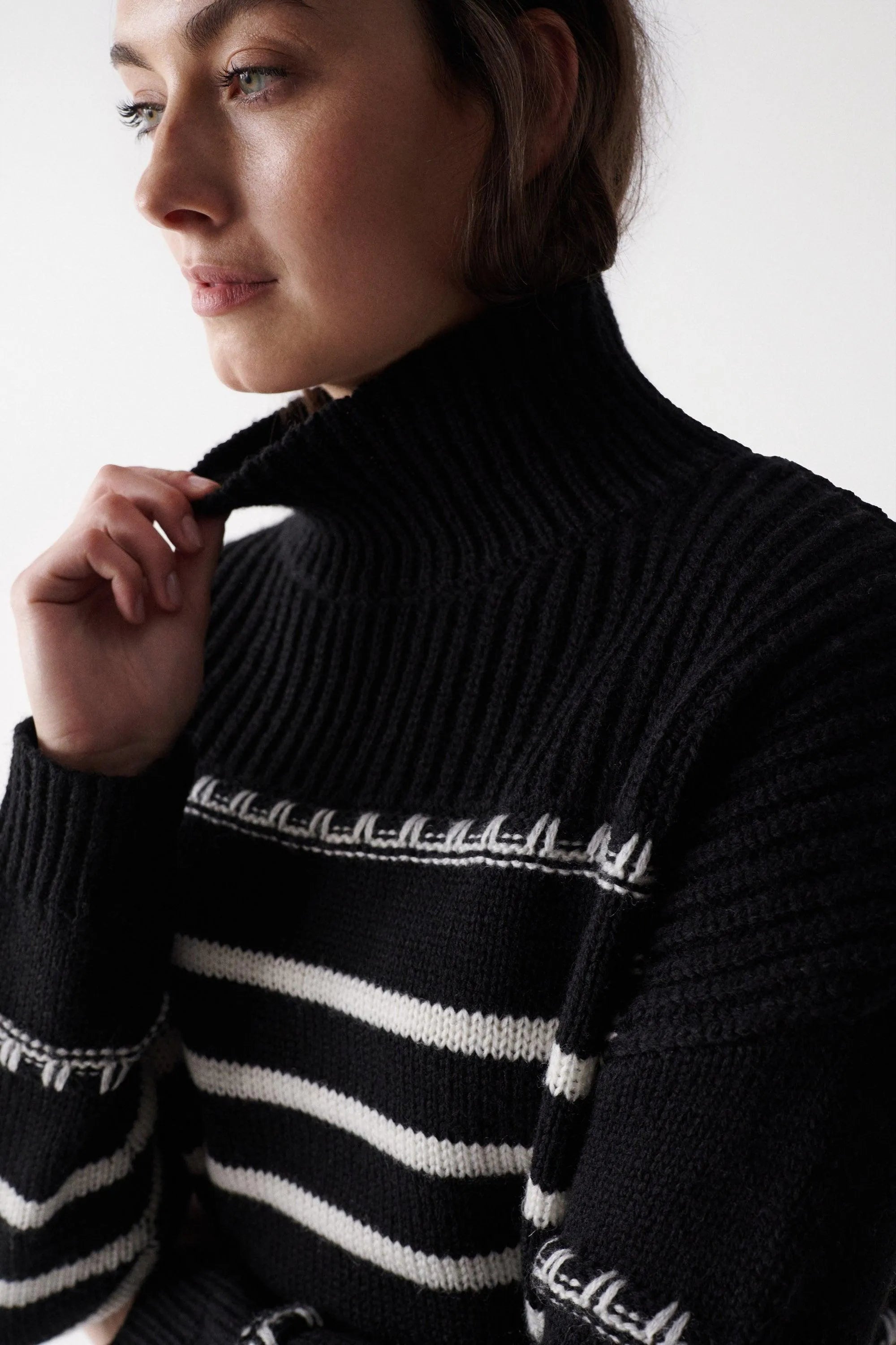 Jersey de punto grueso con rayas - ECRU