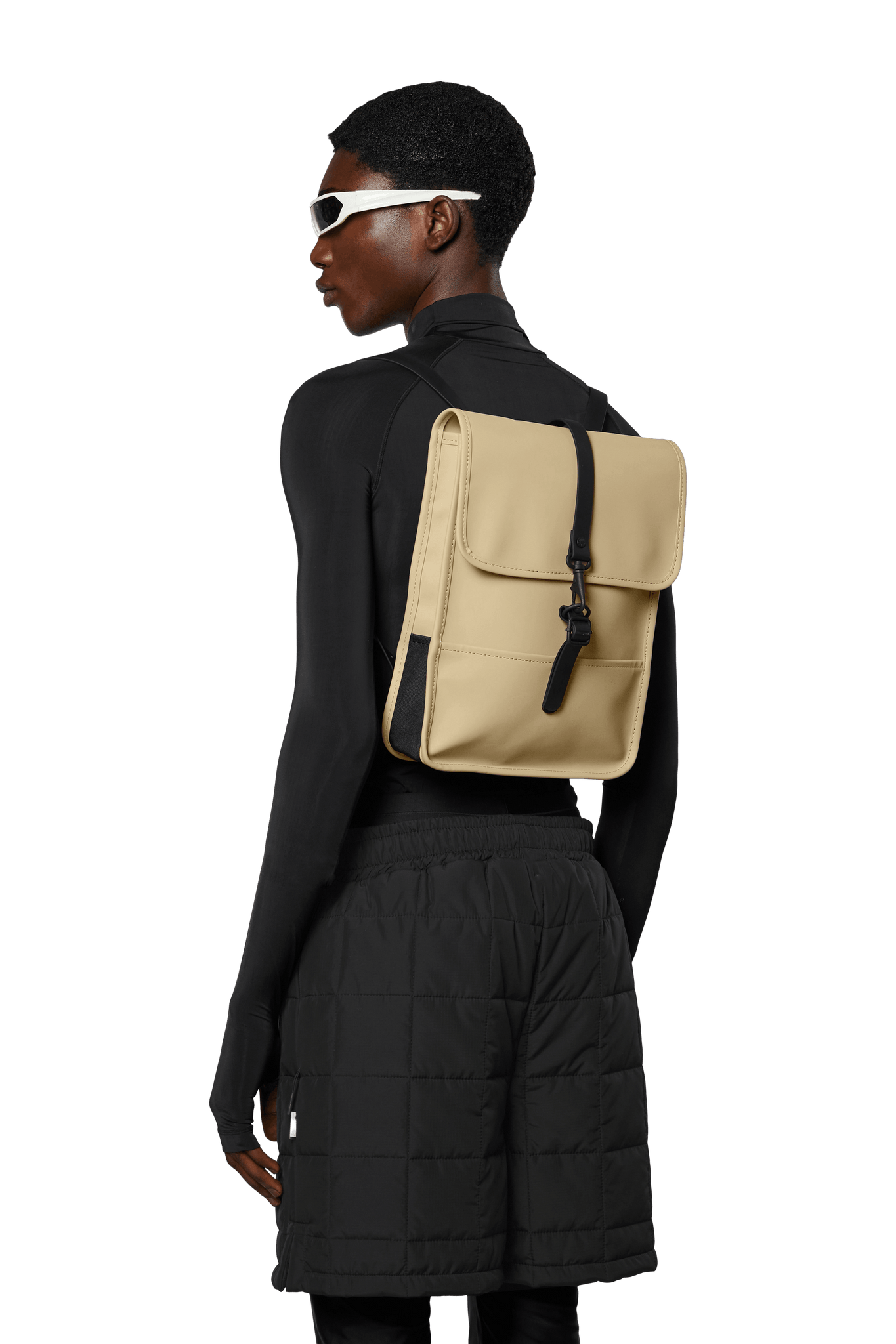 Mochila Rains Backpack Micro Sand - ECRU