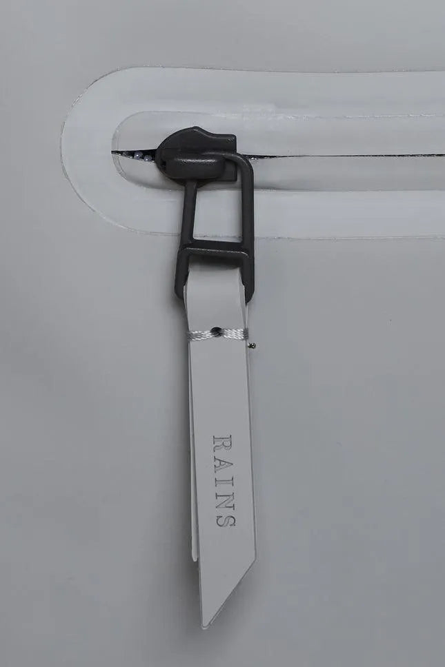 Mochila Rains Rolltop Rucksack Rock - ECRU