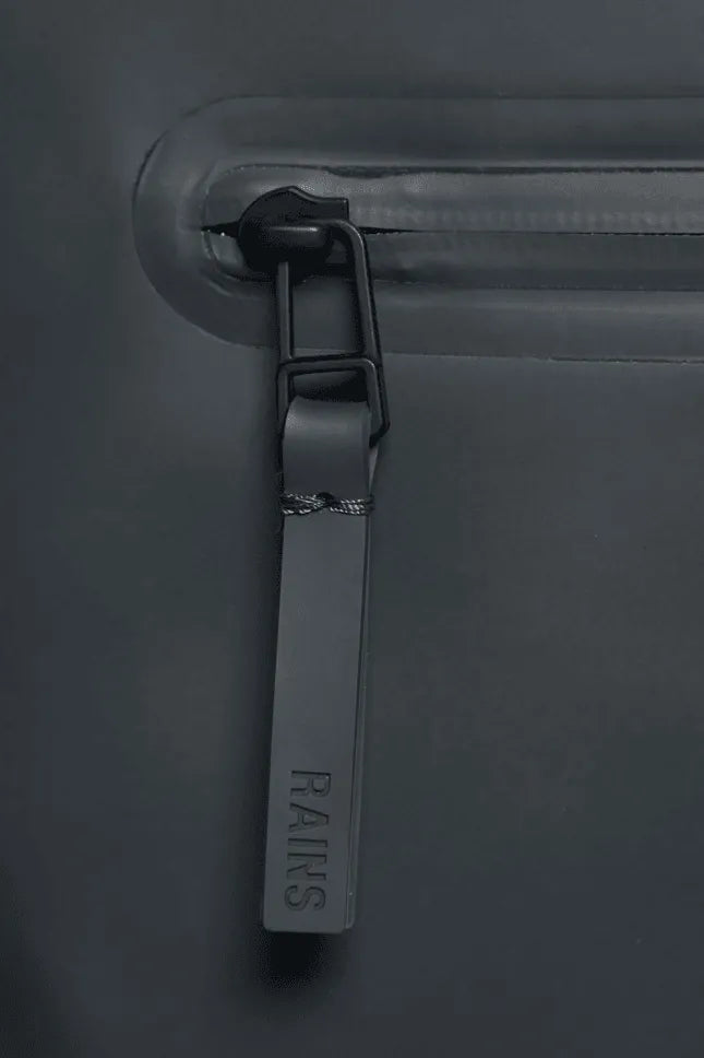 Mochila Rains Rolltop Rucksack Slate - ECRU