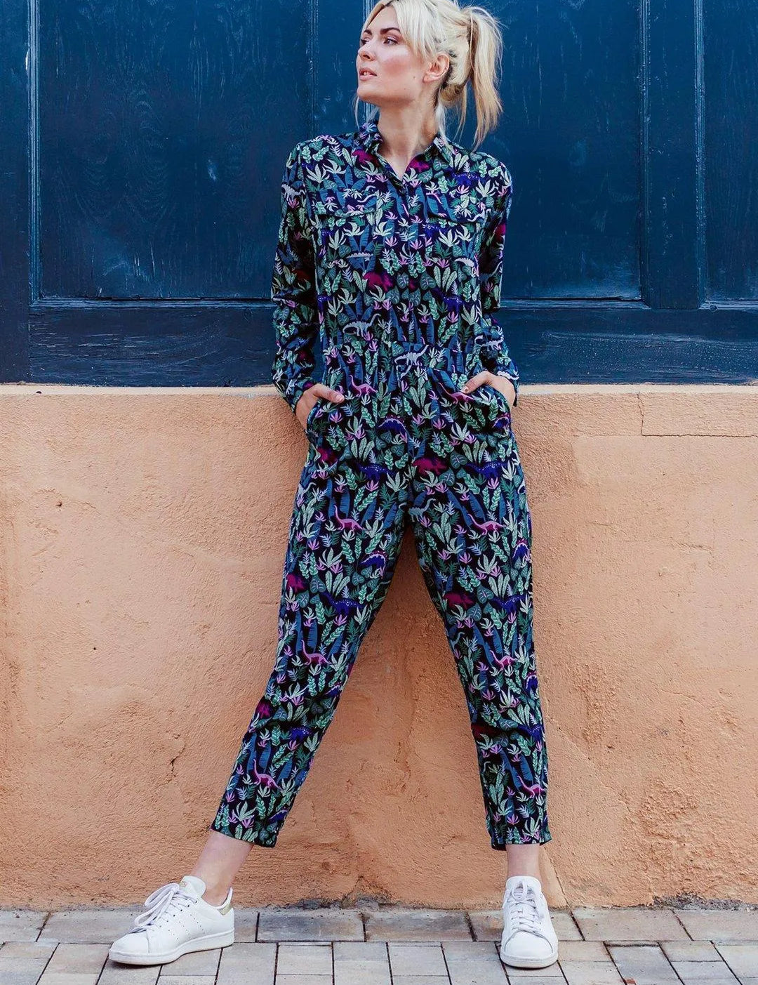 Mono deportivo Rimona - Azul marino, Lost Dinosaurs - ECRU