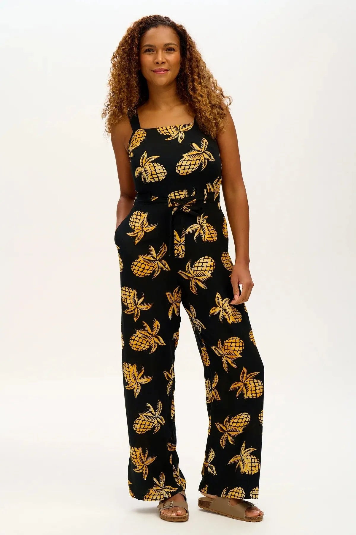 Mono Sugarhill Harper Batik Black Pineapples - ECRU