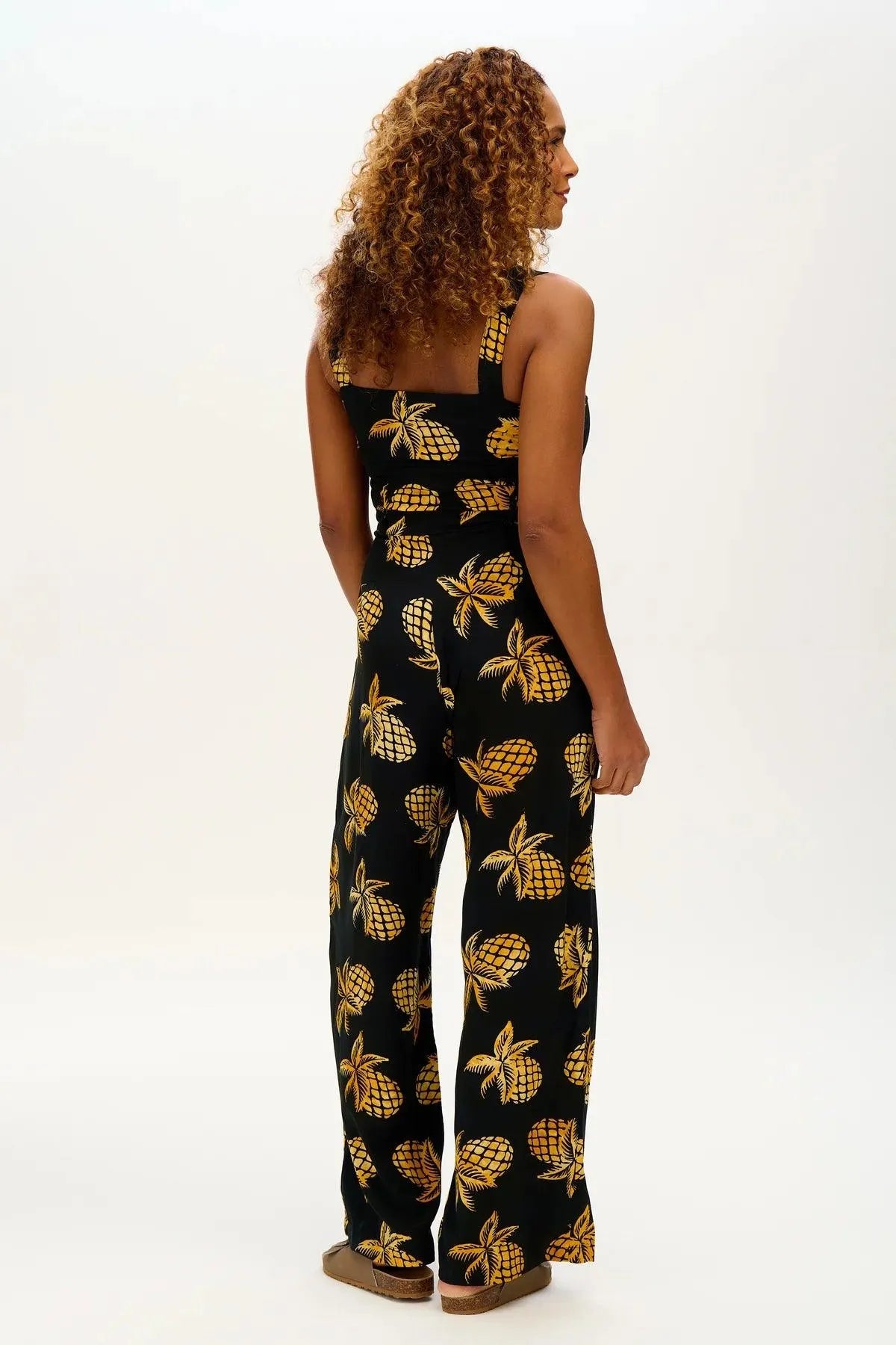 Mono Sugarhill Harper Batik Black Pineapples - ECRU