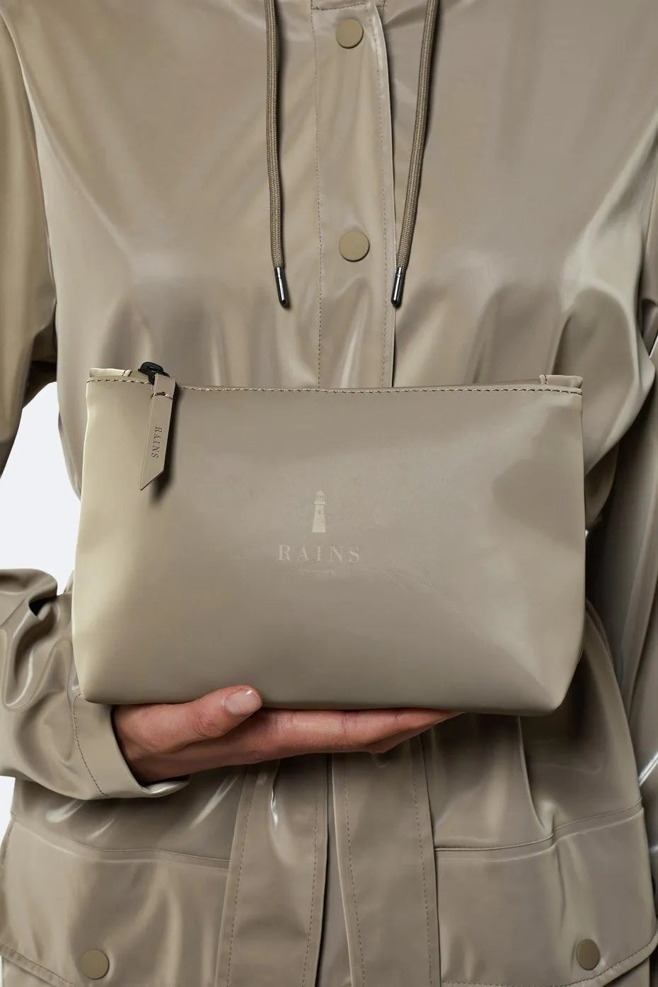 Neceser Cosmetic Bag de Rains Velvet Taupe - ECRU