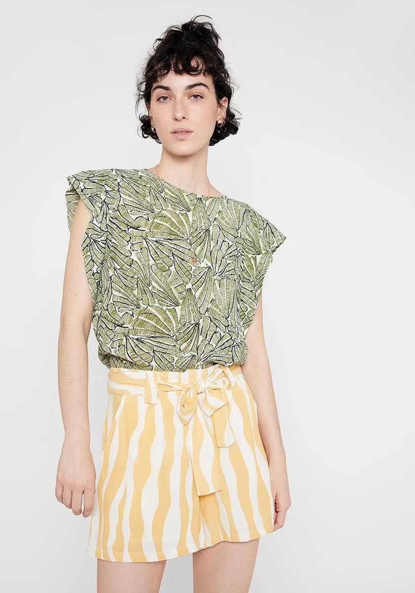 Pantalón corto amplio con cinturón estampado de cebra - ECRU