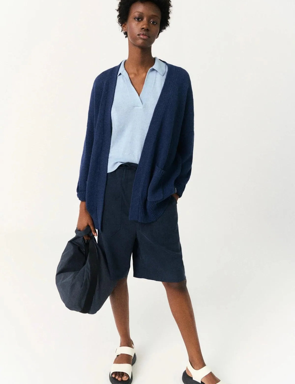 Pantalón Corto Maranta Deep Navy - ECRU