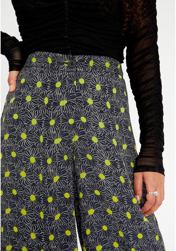 Pantalón largo recto de crepe con estampado floral de margaritas - ECRU