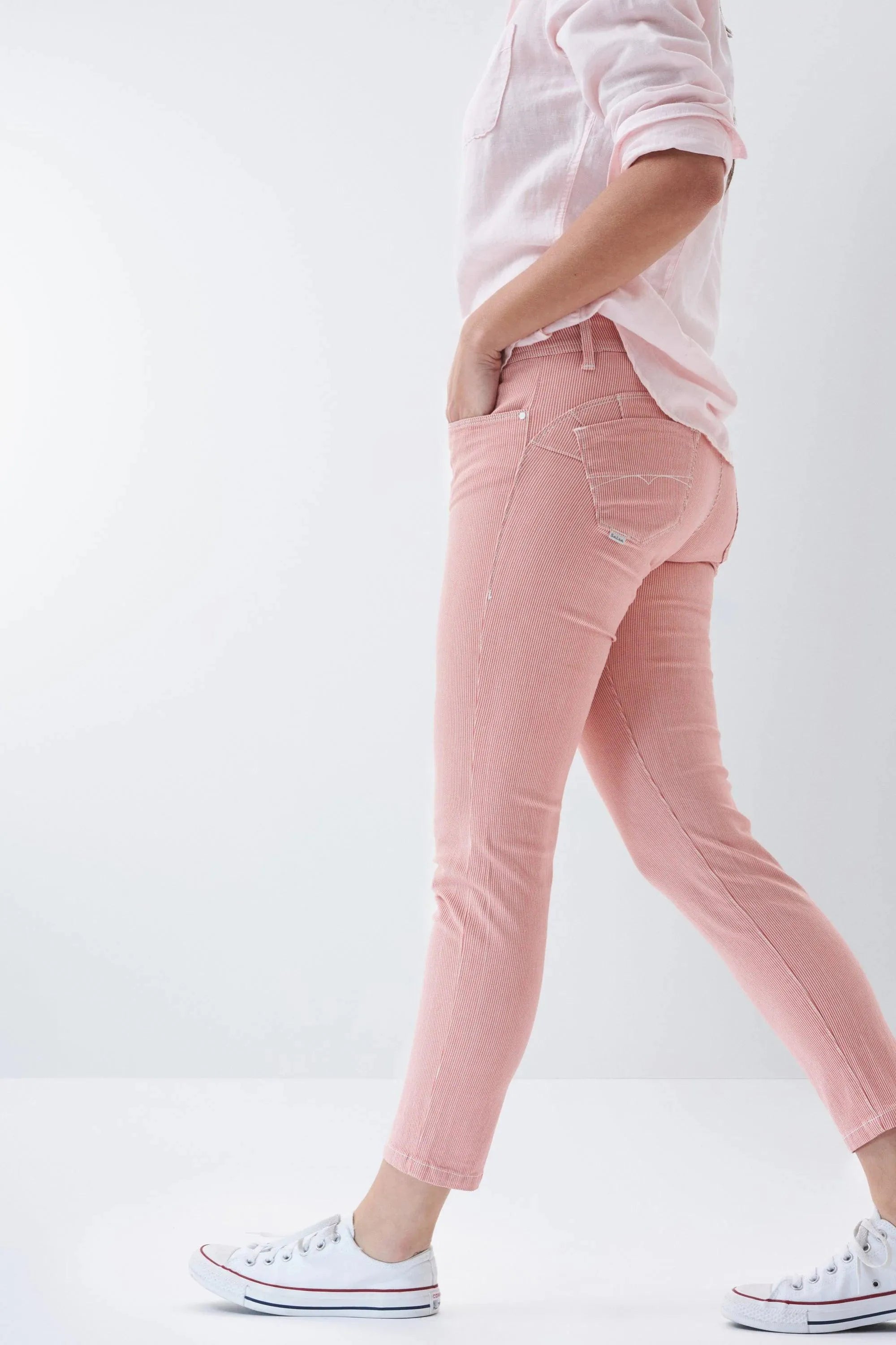 Pantalón vaquero Push Up Wonder cropped skinny rosa a rayas - ECRU