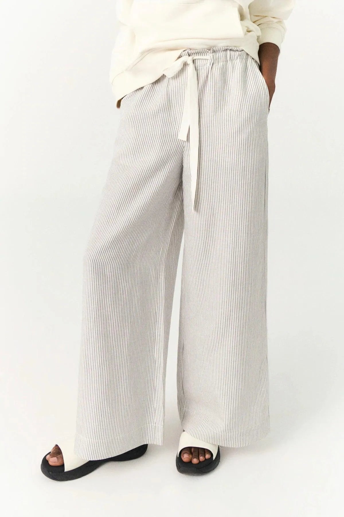 Pantalón Zami White Navy Stripe - ECRU