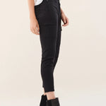 PANTALONES CARGO SECRET GLAMOUR CAPRI EN SARGA - ECRU