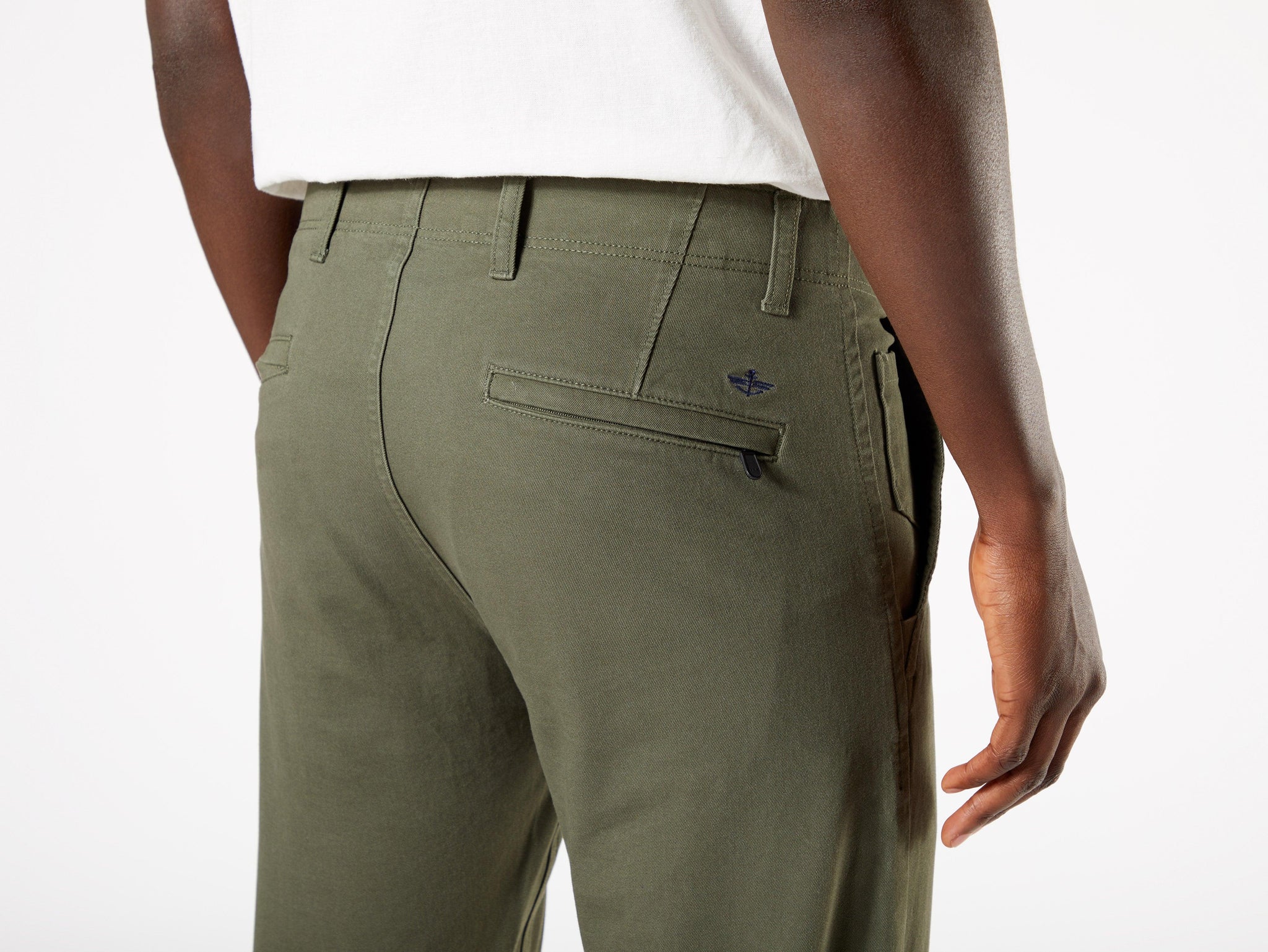 Pantalones Chinos Dockers® Smart 360 Flex™ Alpha Slim Fit Olive Green - ECRU