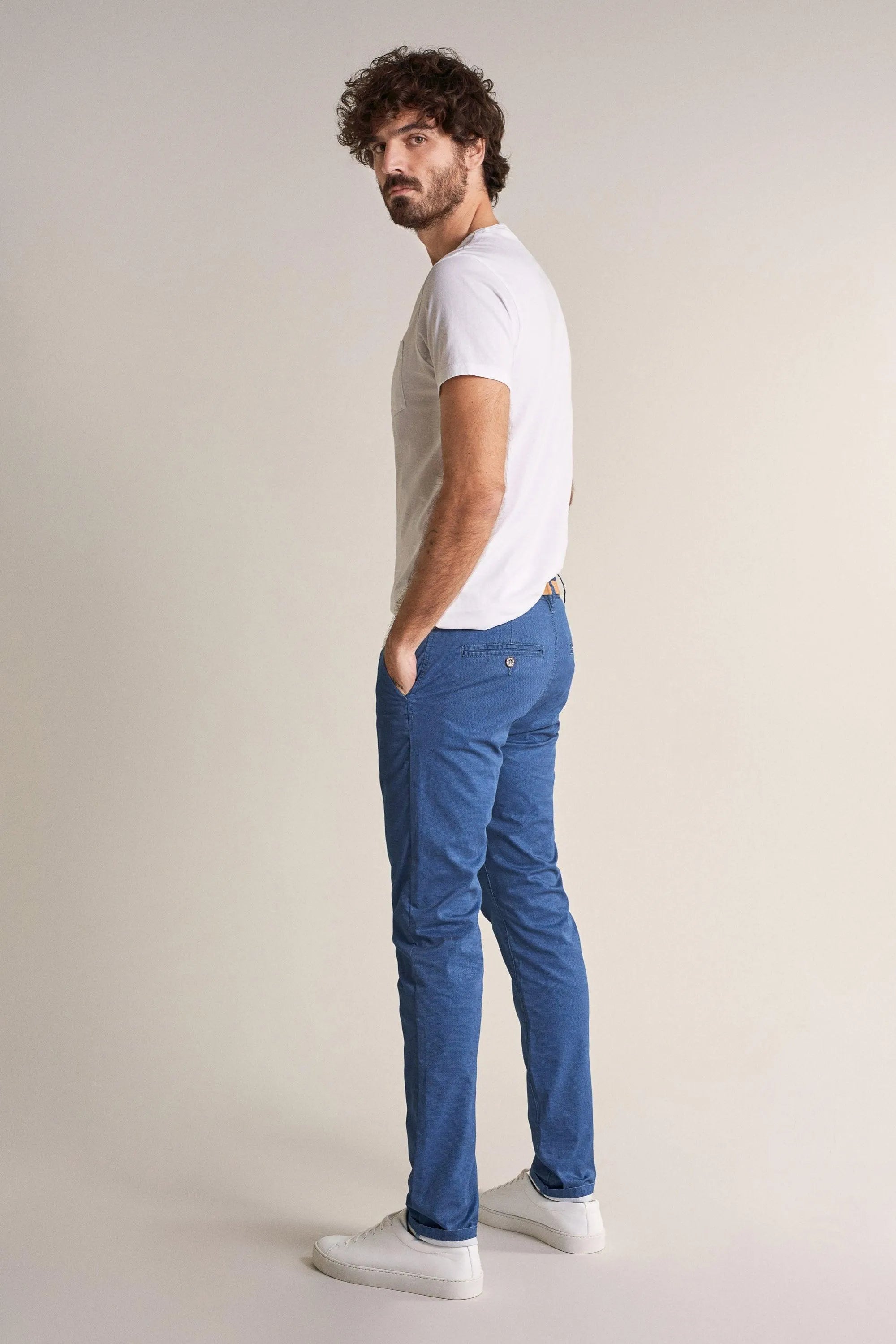 Pantalones chinos slim con microprint - ECRU