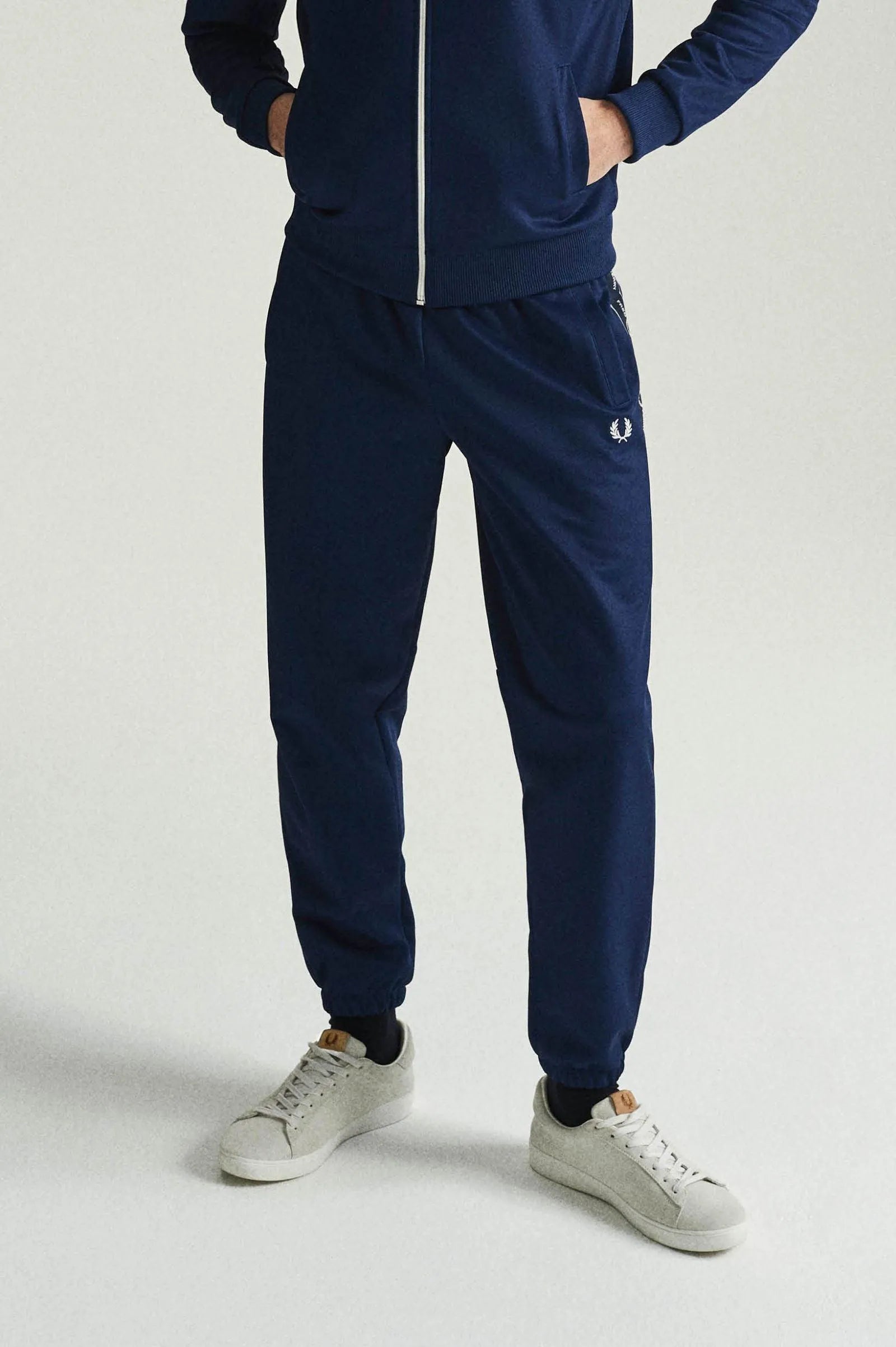 Pantalones de chándal con paneles y cinta deportiva - ECRU