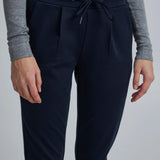 Pantalones ICHI Kate Cropped Total Eclipse - ECRU