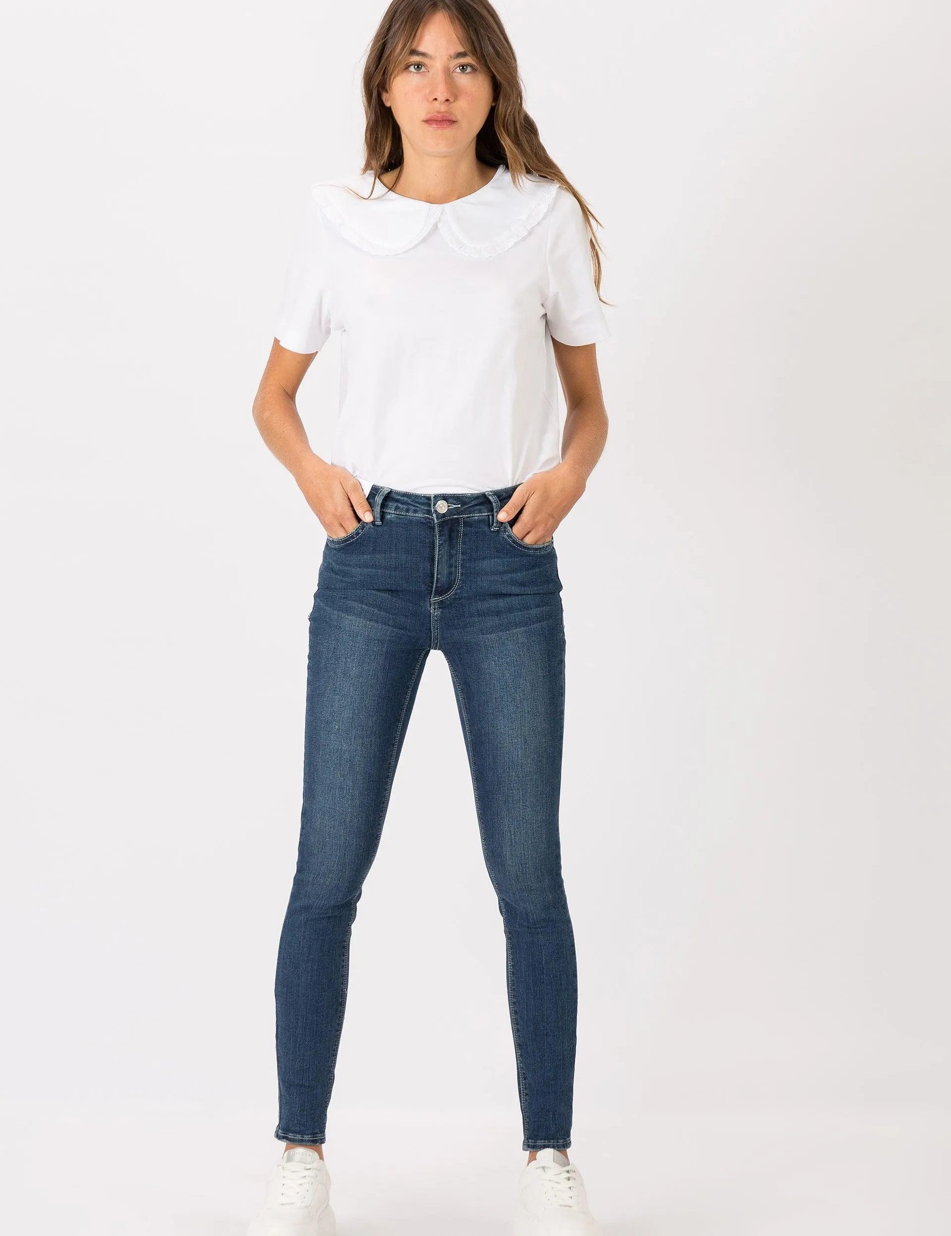 Pantalones Vaqueros Body Curve 102 - ECRU