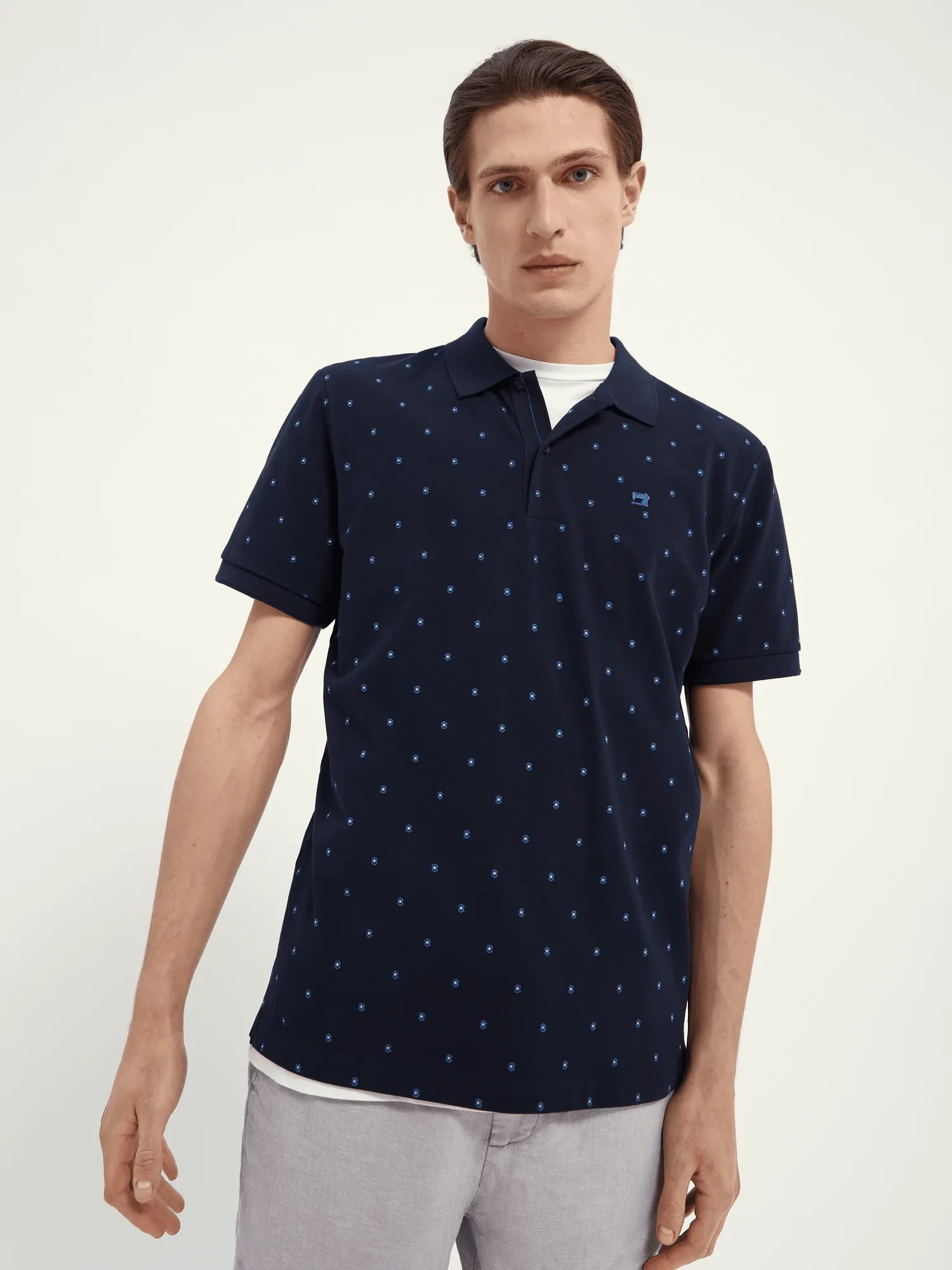 Polo de piqué de algodón orgánico con diseño estampado - ECRU