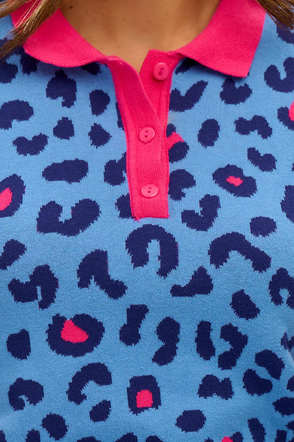 Polo de Punto Sugarhill Priscilla Blue Pink Leopard Pop - ECRU
