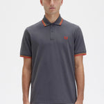 Polo Fred Perry M12 Gris Plomizo Naranja Rojo Cibernético Made In England - ECRU