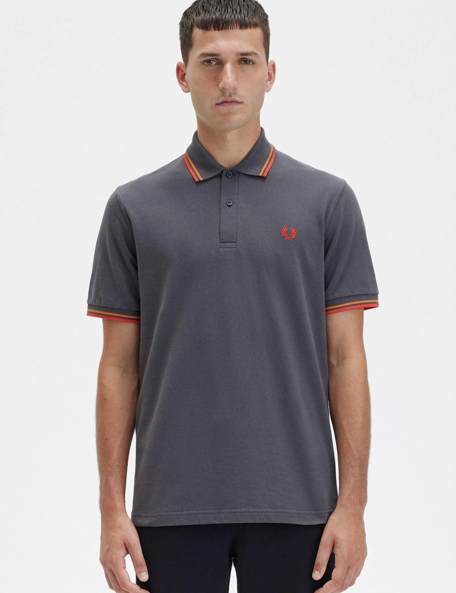 Polo Fred Perry M12 Gris Plomizo Naranja Rojo Cibernético Made In England - ECRU