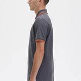 Polo Fred Perry M12 Gris Plomizo Naranja Rojo Cibernético Made In England - ECRU