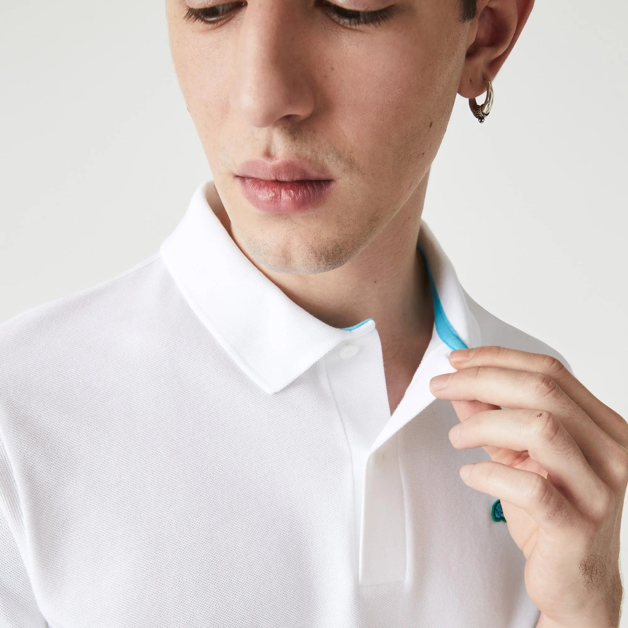 Polo unisex Lacoste L!VE relaxed fit en piqué de algodón stretch - ECRU